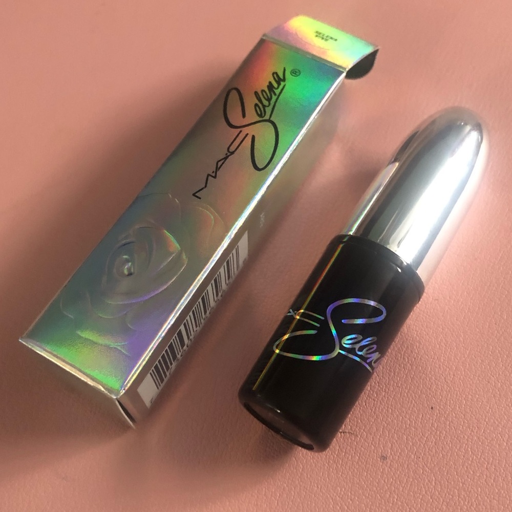Band new Mac x Selena lipstick
